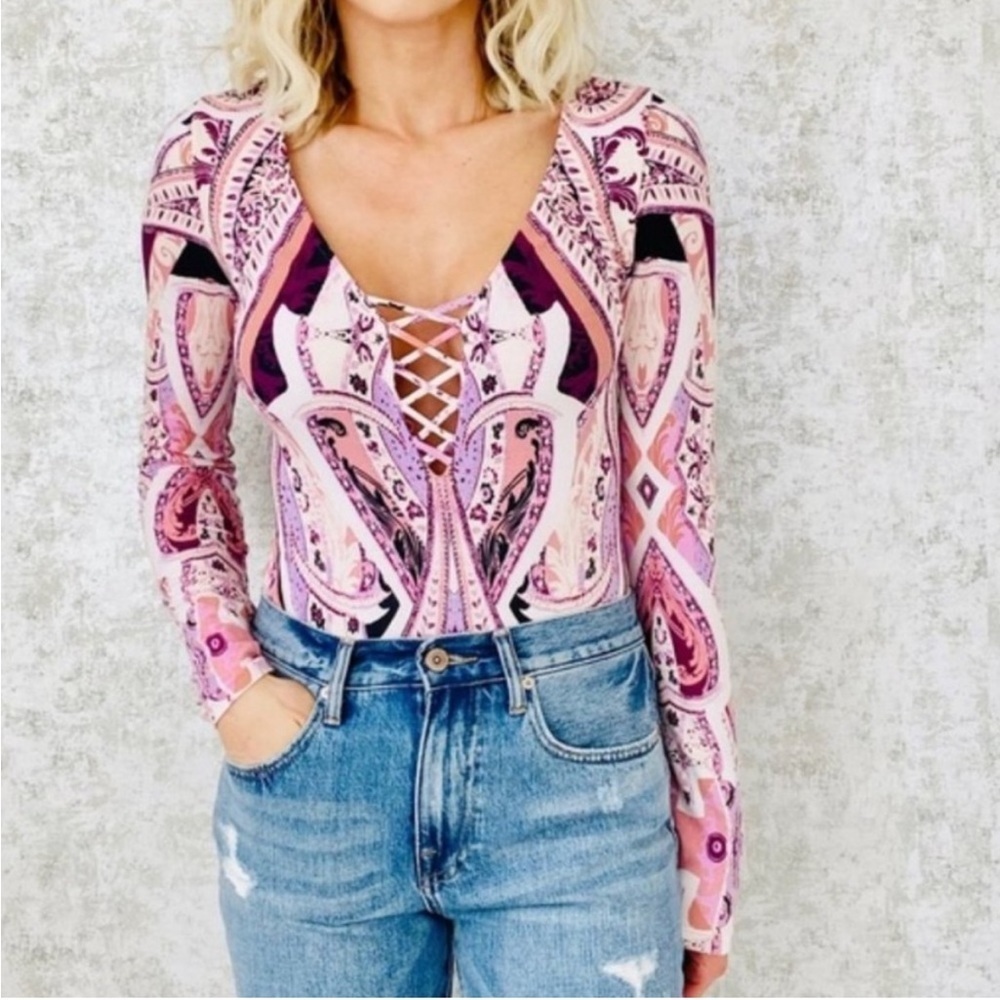 Free People Pick a Place Bodysuit Top Pink Purple Long Sleeve - Picture 14 of 15